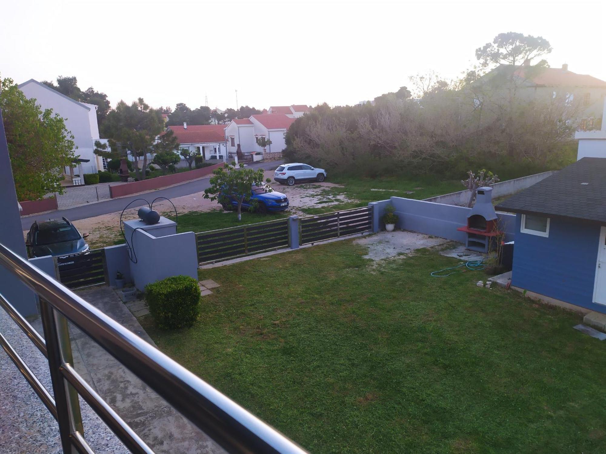 Apartmani Mira Nin Luaran gambar